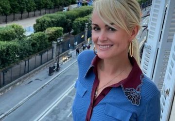 laeticia hallyday hommage johnny
