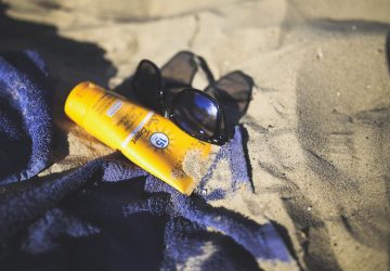 creme solaire etui cachette