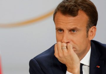 emmanuel macron colis (1)
