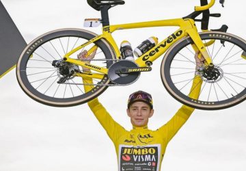 jonas vingegaard maillot jaune tour de france
