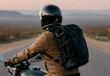 Ce motard se fait renverser par son père