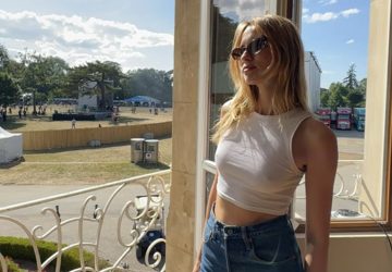 porte-jarretelle actu people Angèle chanteuse actu