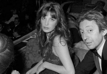 Ce tendre geste de Jane Birkin