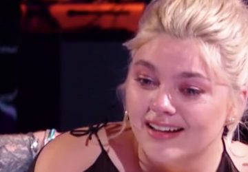 louane en larmes