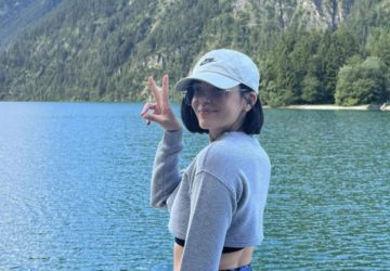 Agathe Auproux instagram people mini jupe photo buzz