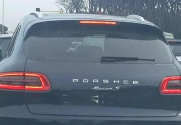 Porsche faute d'orthographe