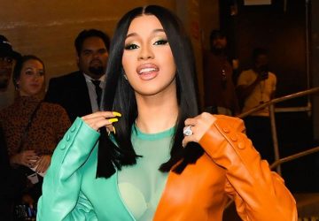 cardi b teton robe photo (1)