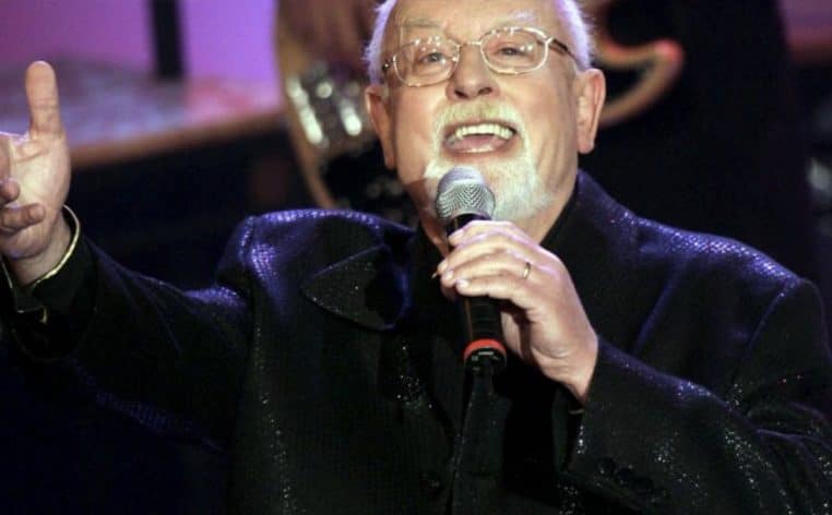 chanteur mort décès britannique actu