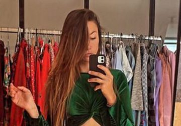 delphine wespiser instagram robe jupe verte