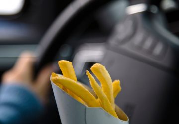 frites fastfood voiture insolite (1)