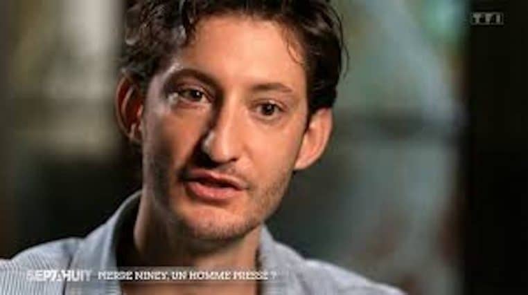 pierre niney violent tacle emmanuel macron