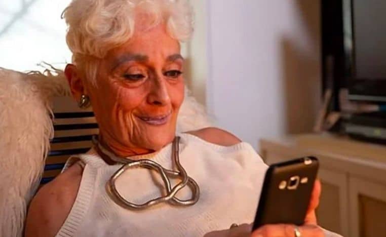 tinder grand-mere 83 ans