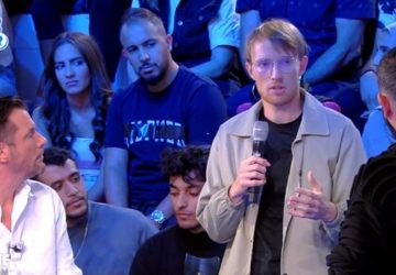 Malaise sur le plateau de TPMP