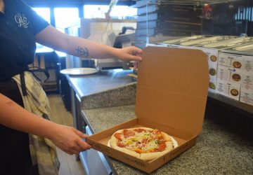poignarde pizza cannes (2)