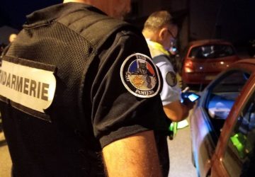 adolescente 15 ans violée voiture (2)