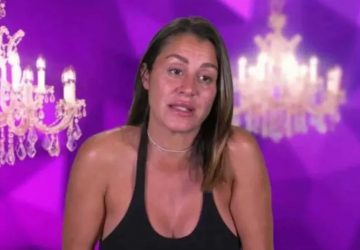 anais camizuli violence agression instagram
