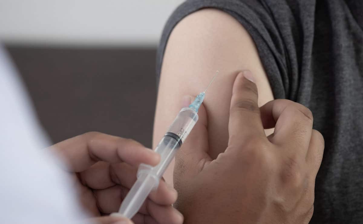 vaccin mort insolite actu