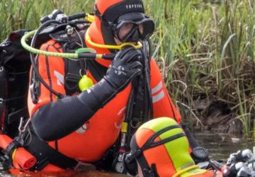 oise corps femme riviere (2)