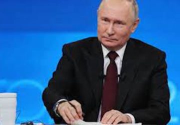 poutine conference presse question sosie virtuell