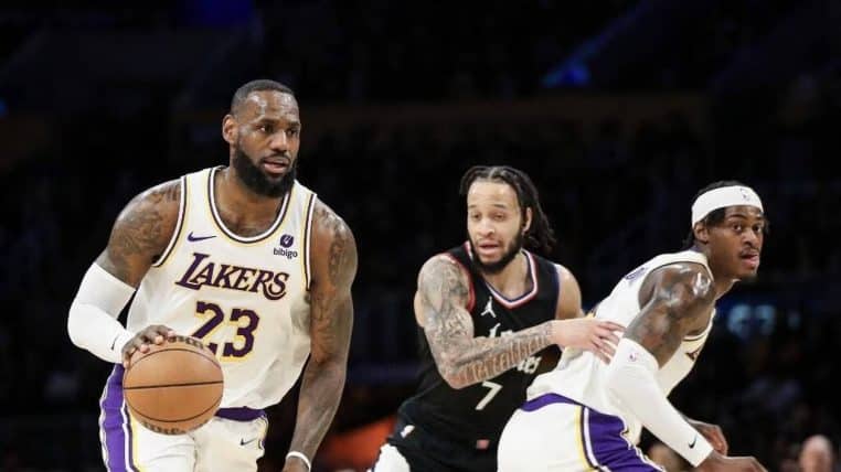 Lebron James face aux Clippers, le 8 janvier.