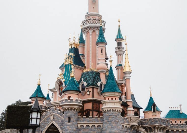 Un adolescent arrêté en possession d'une arme à proximité de Disneyland Paris