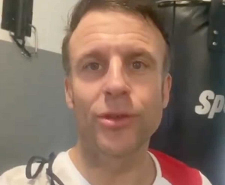 emmanuel macron tenue sport message français