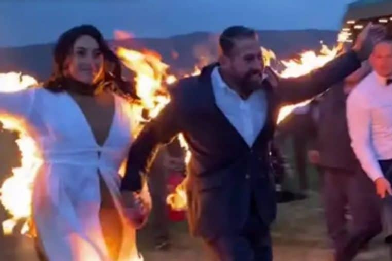 feu maries mariage flammes (1)