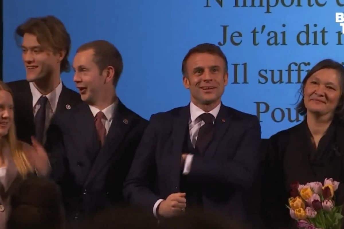 Emmanuel Macron chante @BFMTV (1)