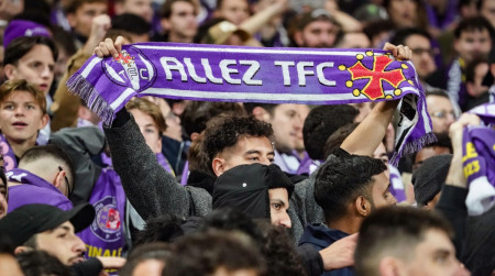 Fouilles déplacées lors d'un match de foot
