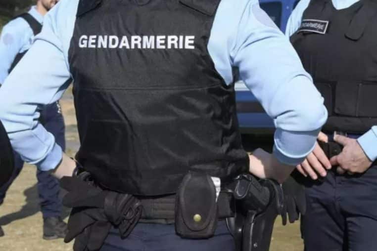 adolescent 15 ans soeurs 8 ans gendarmes quimper (2)