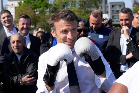 macron boxe (2)