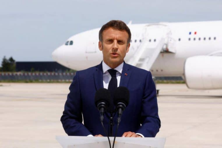 avion Macron (2)