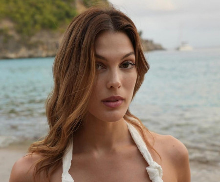 Iris Mittenaere victime d'un accident vestimentaire