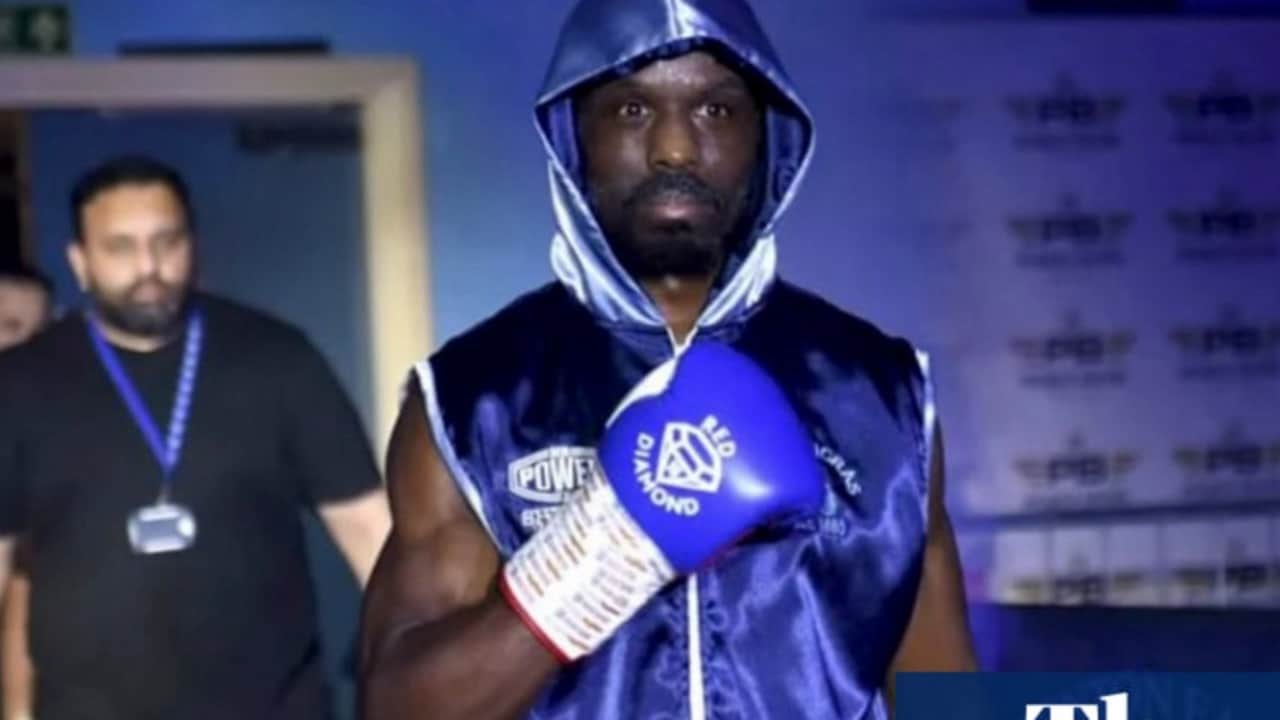 Mort du boxeur Lawal, âgé de 29 ans, pour son premier combat professionnel.