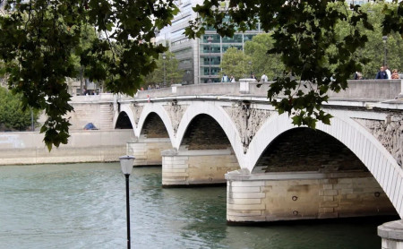 paris corps demembre retrouve quai austerliz