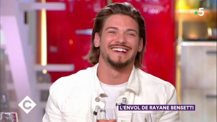 rayane bensetti couple secret capucine anav
