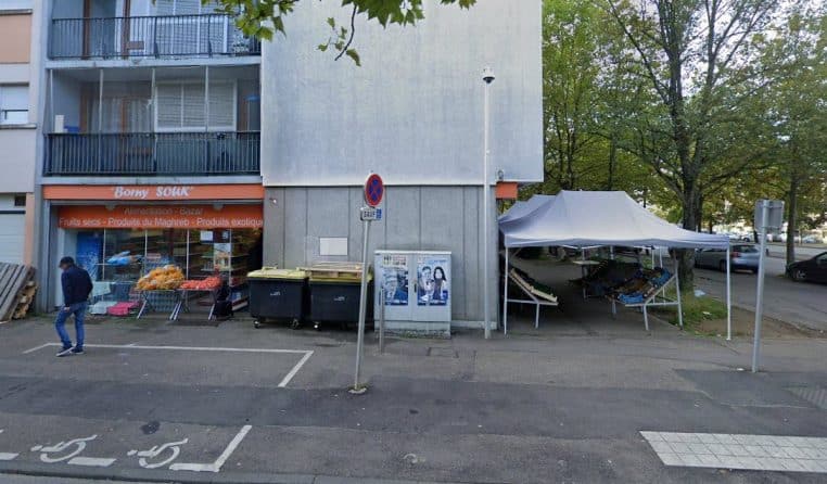 attaque couteau metz cinq personne