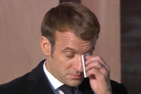 emmanuel macron defaite