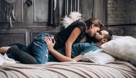 image-couple-lit-sexe
