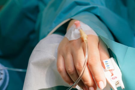 Un ami lui change de sexe sans son consentement