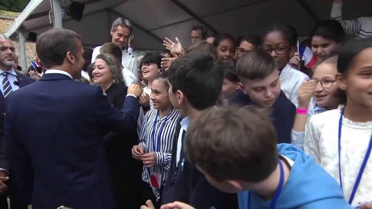 emmanuel macron attal