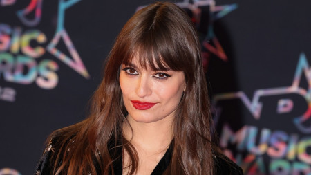 Clara Luciani au plus mal : elle se livre sans filtre sur son trouble neurologique qui affecte son quotidien !