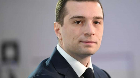 Jordan Bardella à Matignon : Kelly Betesh, son ex-compagne, se réjouit pour lui !