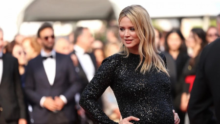 Après la naissance de son deuxième enfant, Virginie Efira expose sa vie privée : « J’ai toujours été nulle en…
