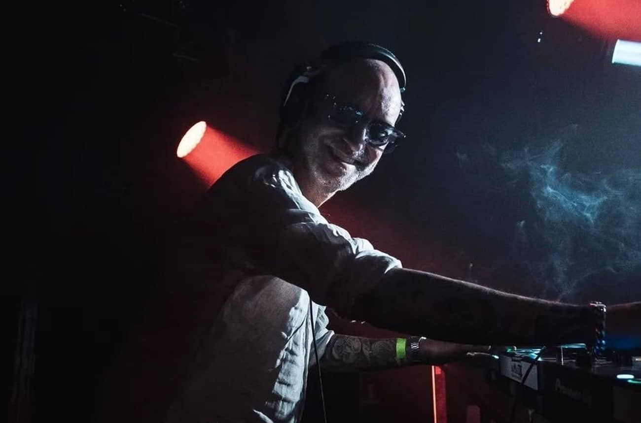 D c s Brutal D un C l bre DJ Seulement 49 Ans d-c-s-brutal-d-un-c-l-bre-dj-seulement-49-ans