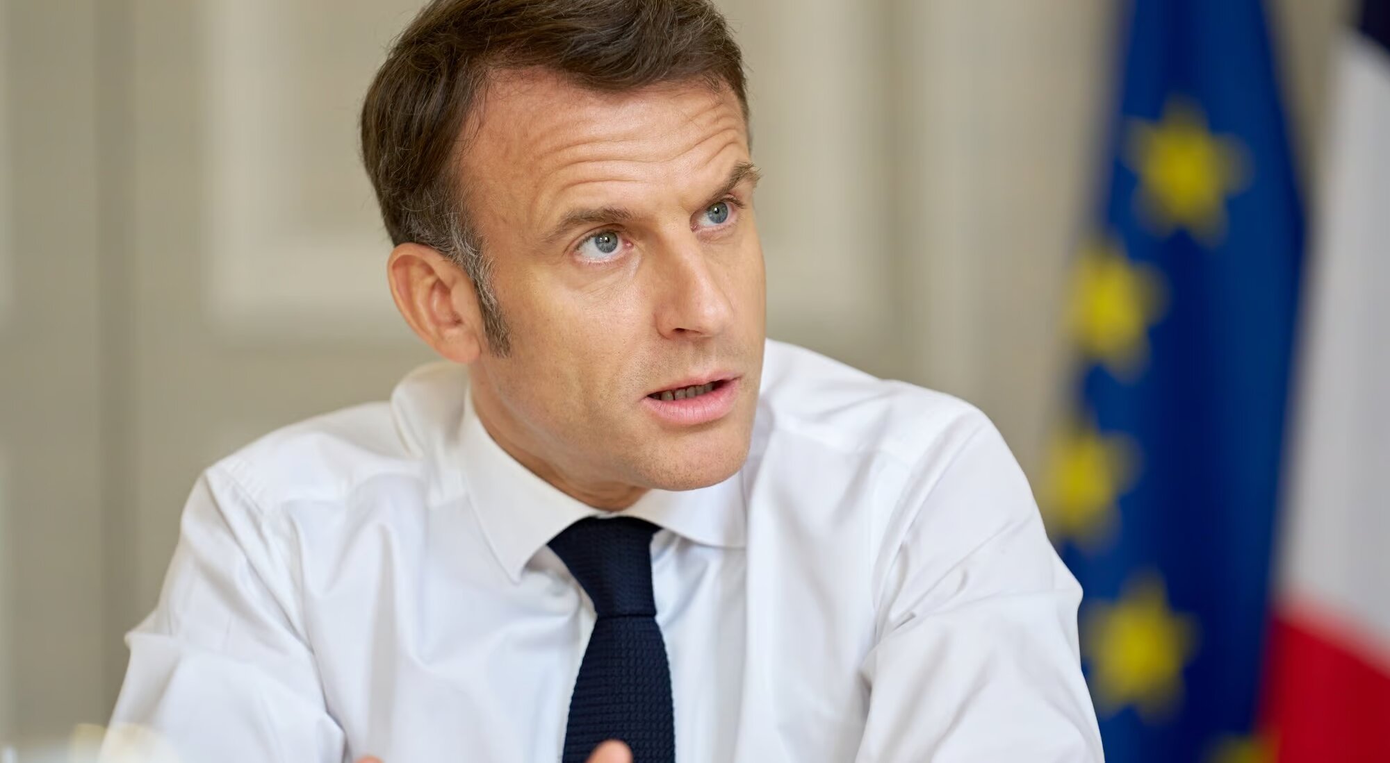 Nouveau premier ministre : Emmanuel Macron prend la parole