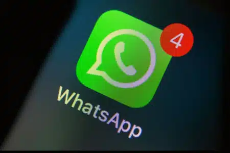 Image illustration WhatsApp met en place un outil contre les arnaques.