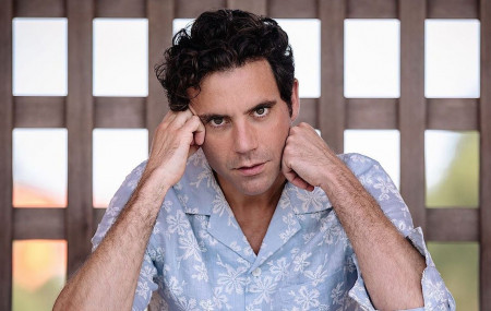 Les problèmes d'argent de Mika