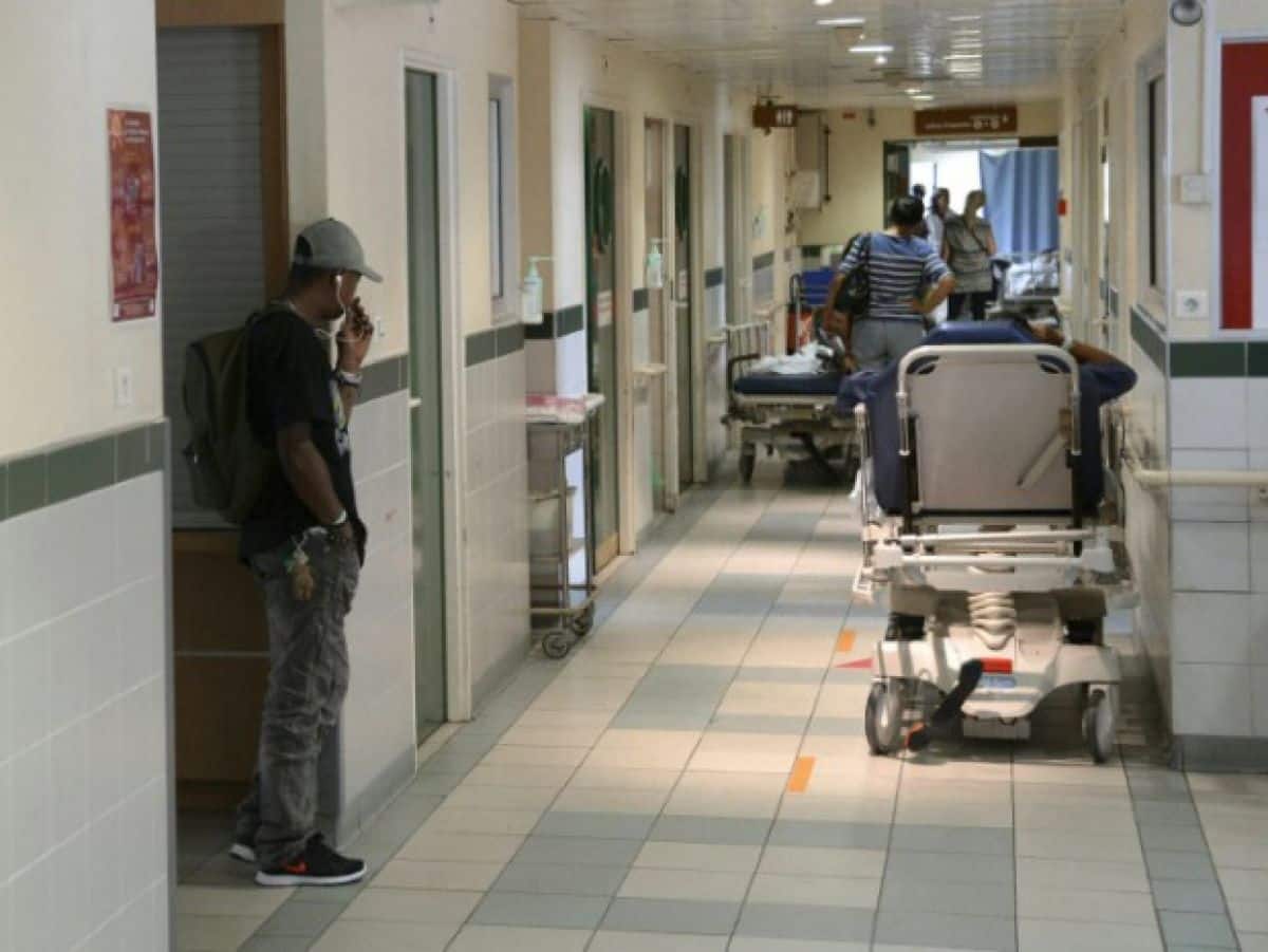 Zoé - Infirmière main image 1
