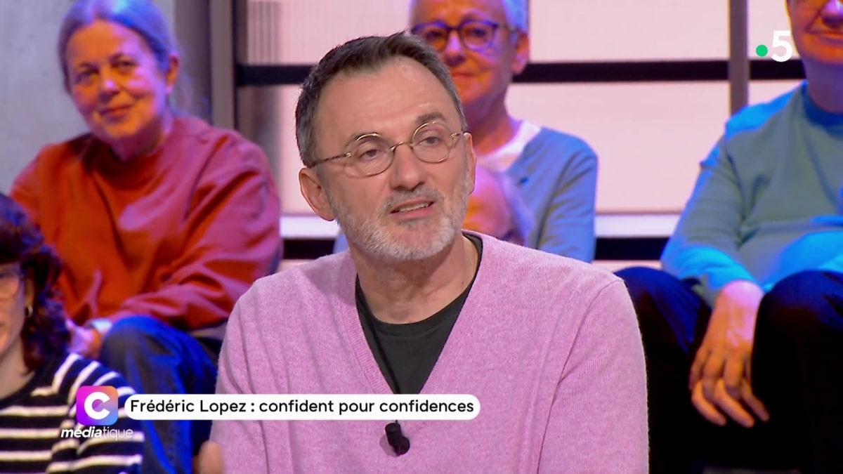 Frédéric Lopez, bientôt sourd ? Il tombe le masque !